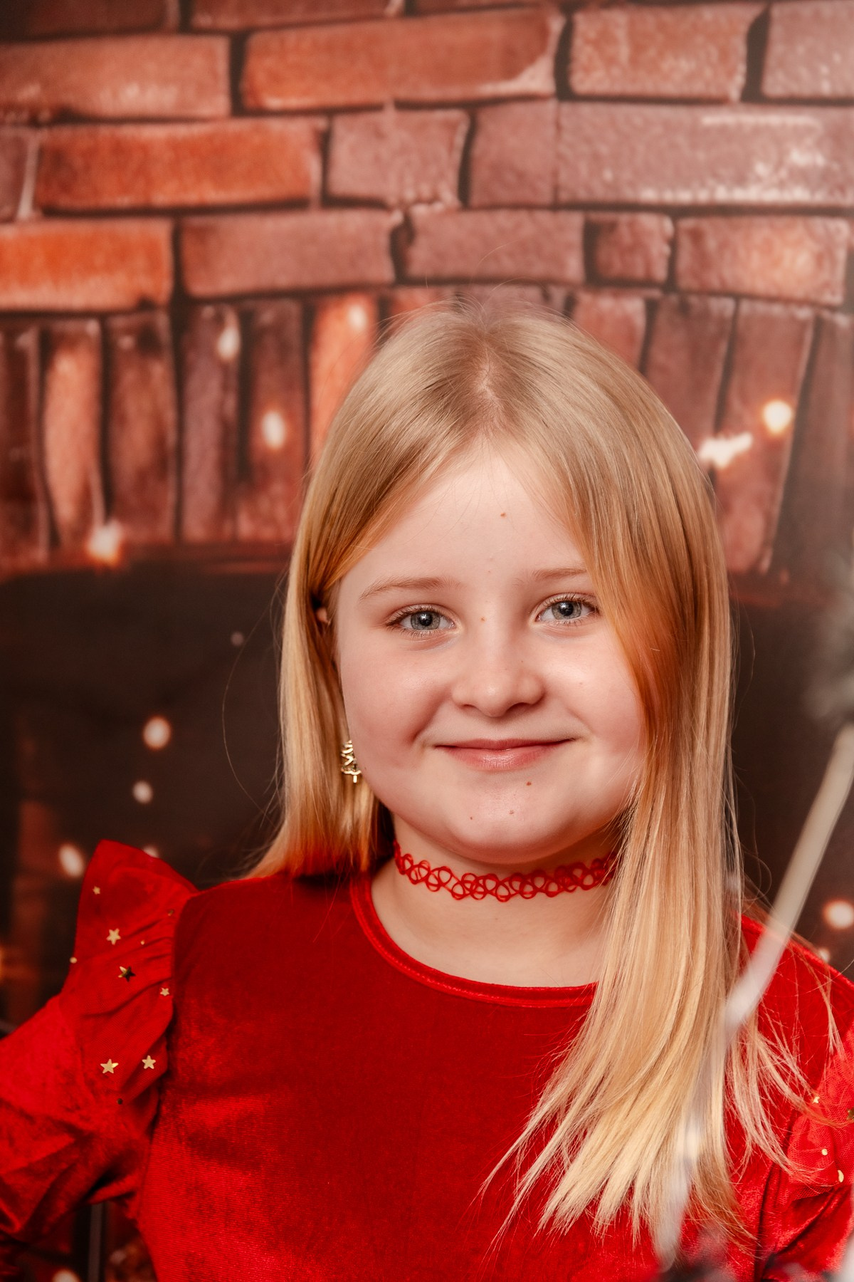 Christmas Photoshoot. Hand for photos