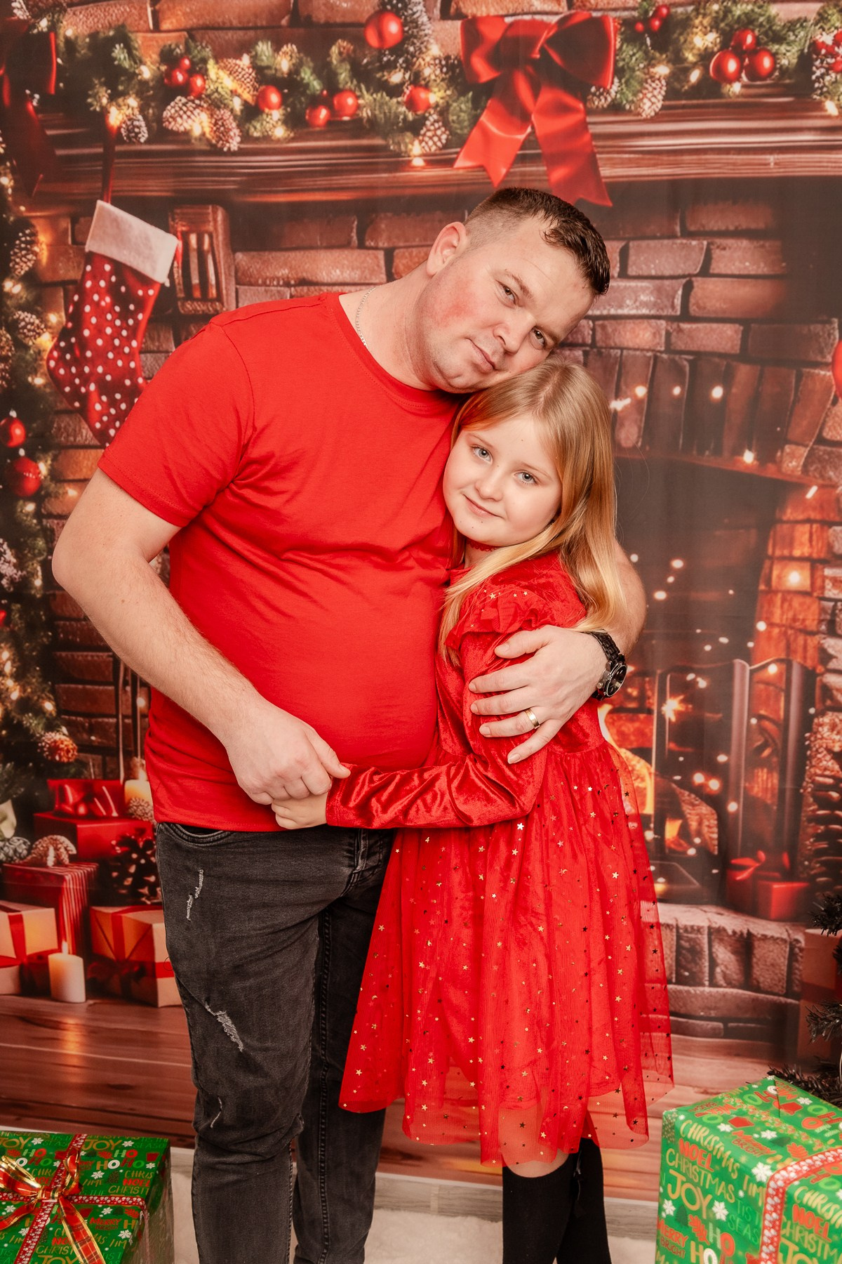 Christmas Photoshoot. Hand for photos