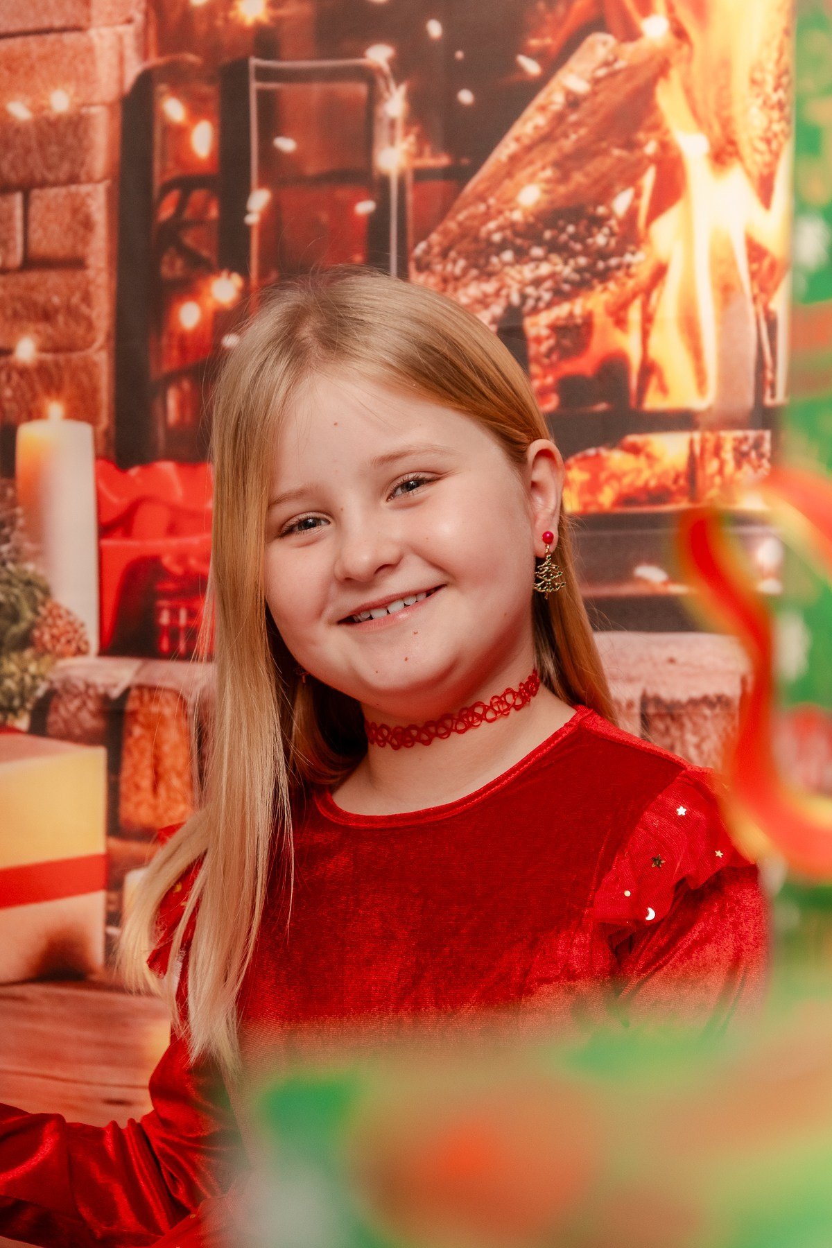 Christmas Photoshoot. Hand for photos