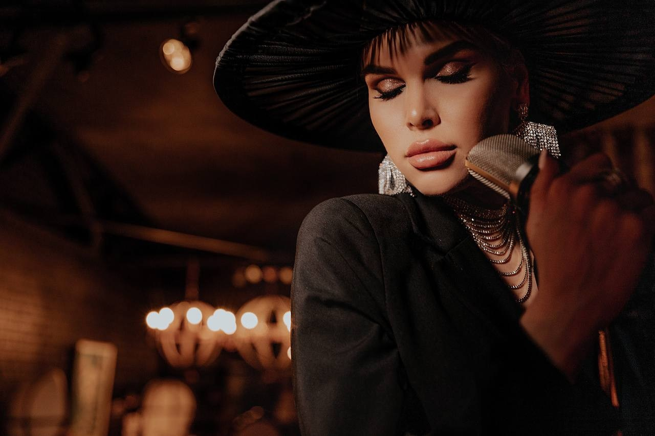 Ноти. Фотограф Вероника Яцына в Ташкенте