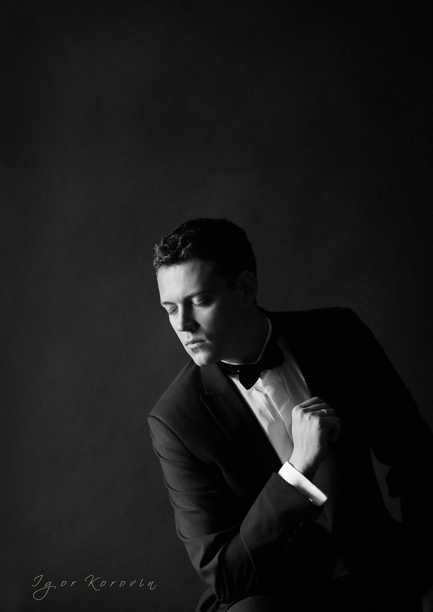 Male. Luxury wedding, portrait, family photographer over Europe