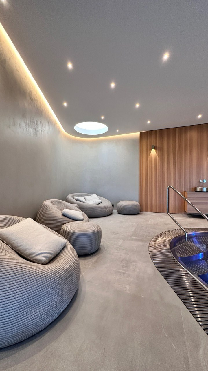 Bytový architekt, bytový designér, architekt Praha. Architekti v České republice  czech architects Design interiéru i exteriéru Navrhujeme luxusní domy Architekt a architektonická kancelář Návrhy domů, bytů, interiérů Luxusní vila Nejlepší Vily v Praha, Česká republika Prague Luxury Villa, Vila Wellness Aqua House Luxusní  rodinné vily