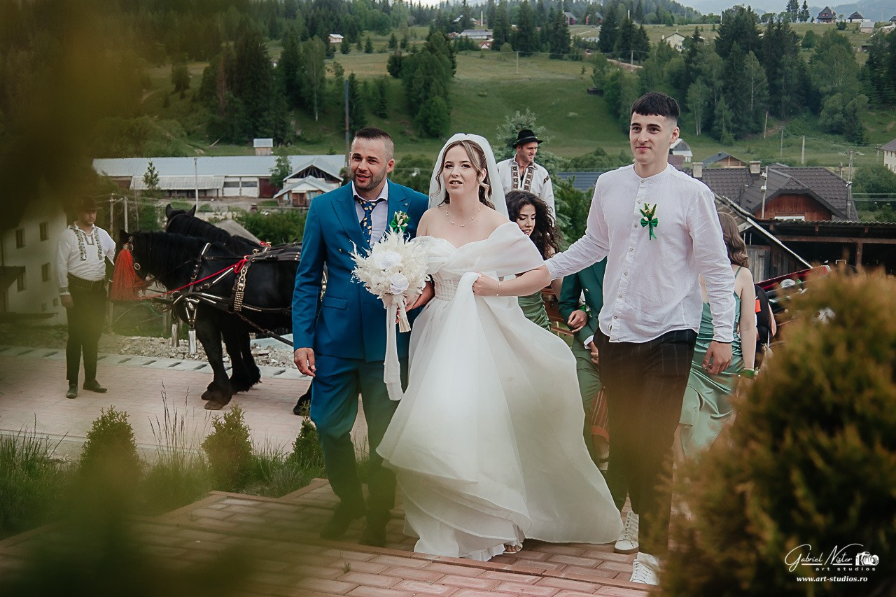 Denisa & Ionuț. Gabriel Nistor Art-Studios - Fotografo / Videografo Iasi