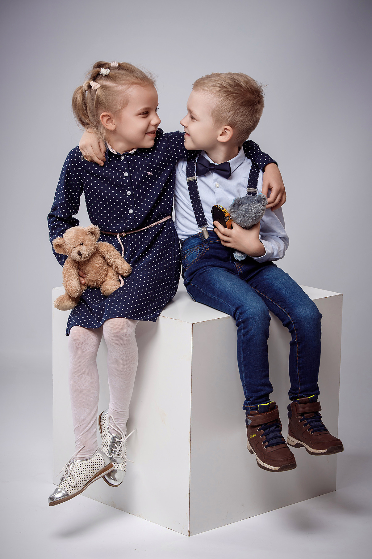 Детская фотография в студии. Семейный, детский, школьный фотограф в Нарве, Эстония, Зоя Хусаинова