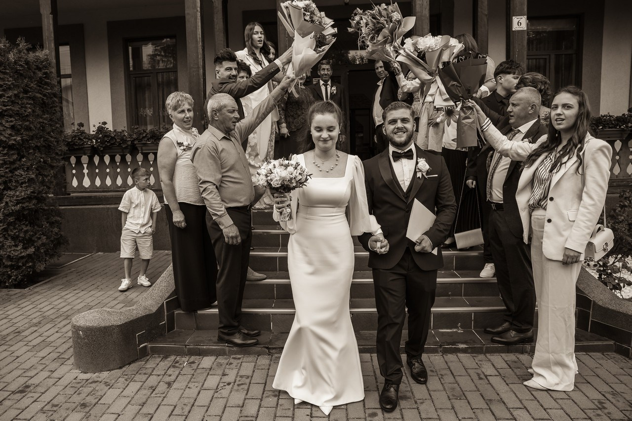 Ana Maria si Cristian by Fotograf nunta Neamt — Eduard Schiopu