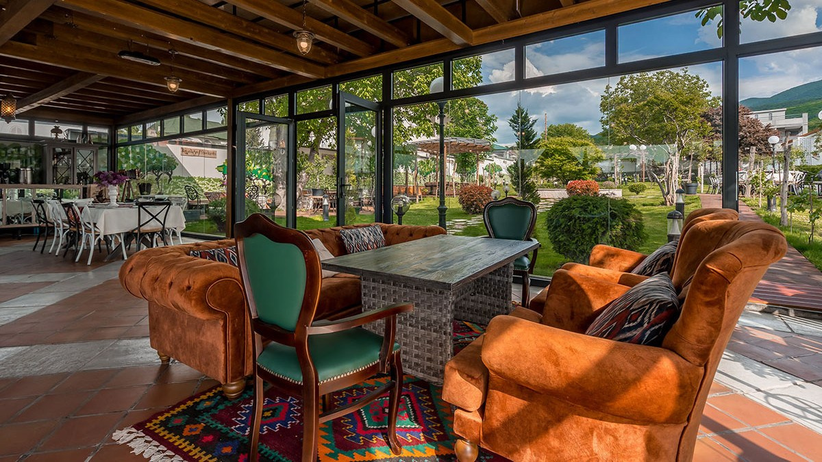 Окрестности Тбилиси. Главная