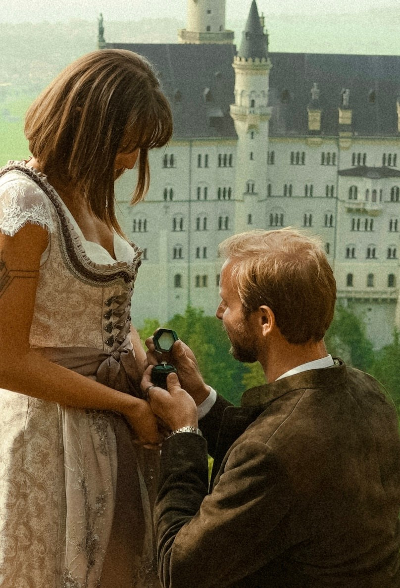 Castle Neuschwanstein / Schwangau. Couple & wedding photographer based in Bavaria Germany Alps I ForLoveLegends