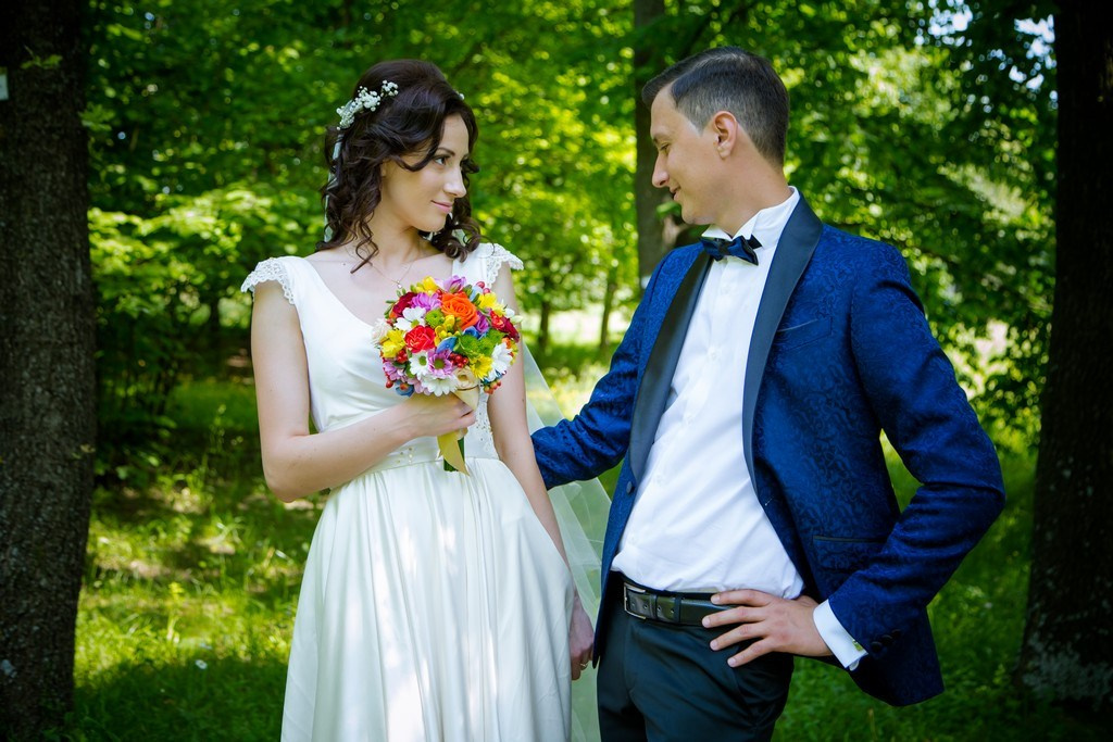 Corina & Silviu by fotograf nunta Iasi — Eduard Schiopu
