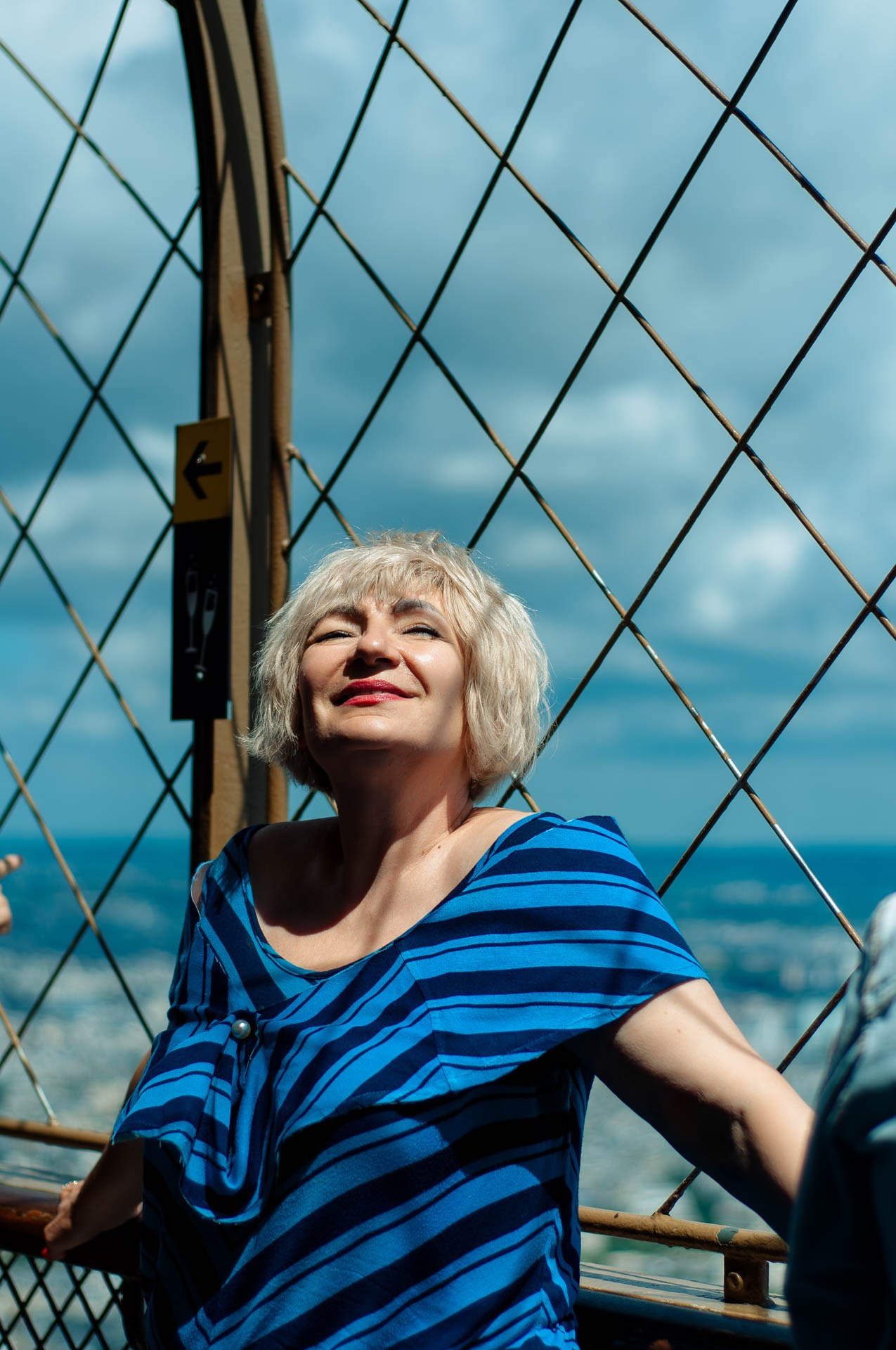 Birthday photoshoot in Paris. Paris photographer — Polina Osipova