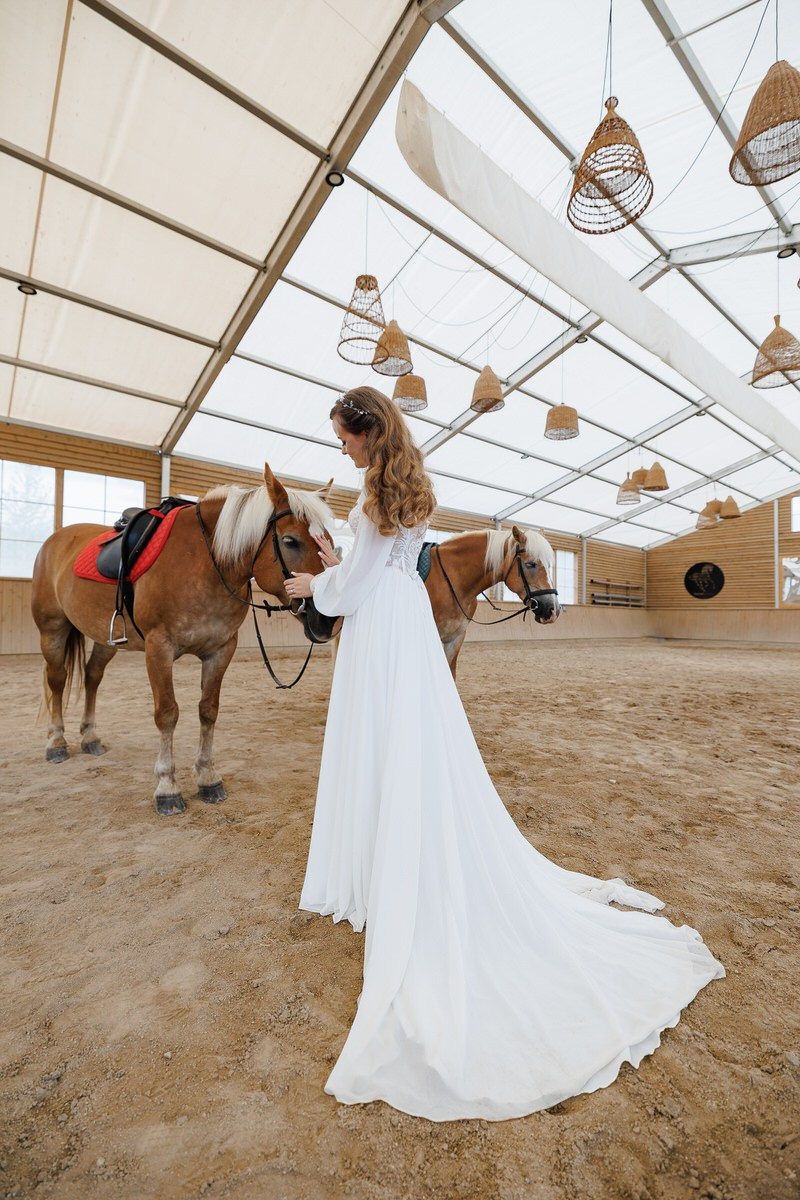 Paula + Robert. Wedding Photographer in Bucharest — Manu Ivanciu