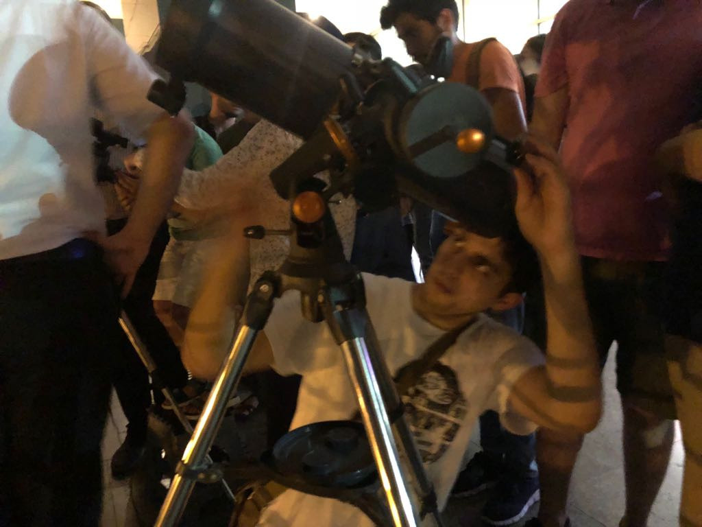 Bakıda Ay tutulması müşahidəsi. Həvəskar Astronomlar Cəmiyyəti — Astronomy.az