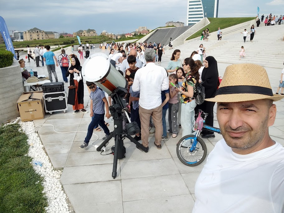 Beynəlxalq Uşaqlar Günü Festivalı. Həvəskar Astronomlar Cəmiyyəti — Astronomy.az