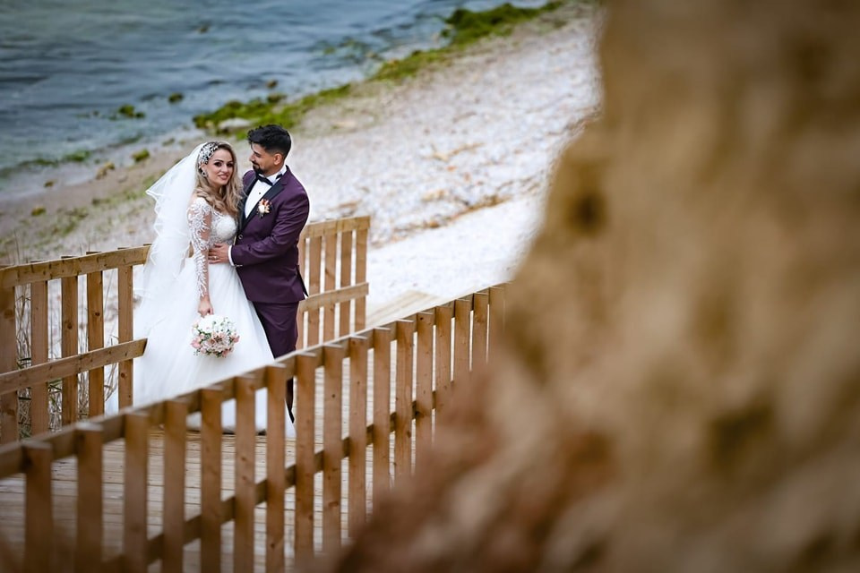 Sebi & Magda. Fotograf Nuntă Constanța - Moments by Gub