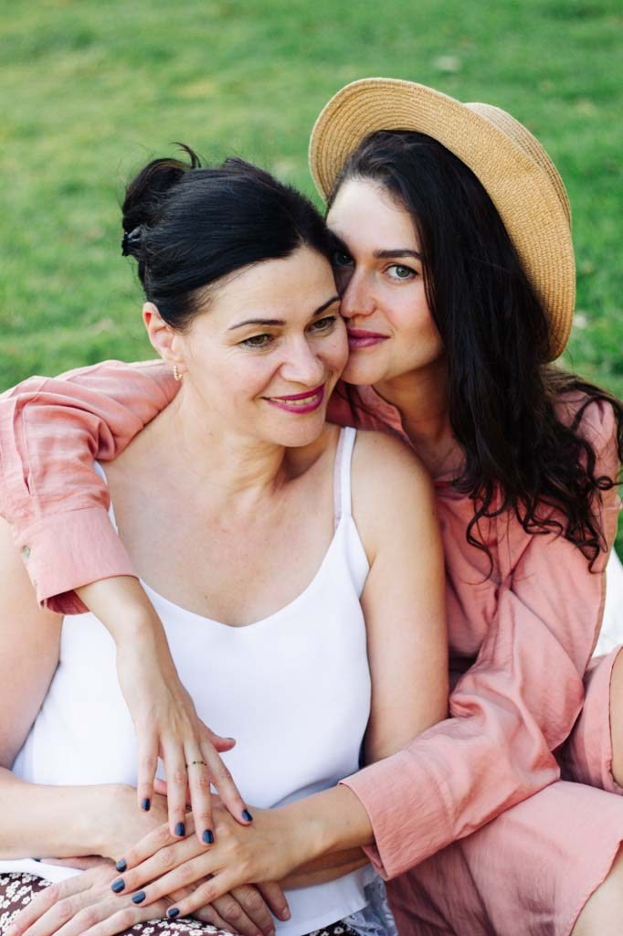 ME, SON AND GRANDMOTHER. PHOTOGRAPHER IN ISRAEL