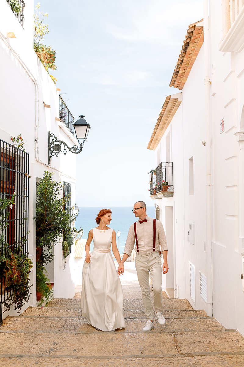 Крещение и венчание.
Храм Архангела Михаила. Альтея. Испания