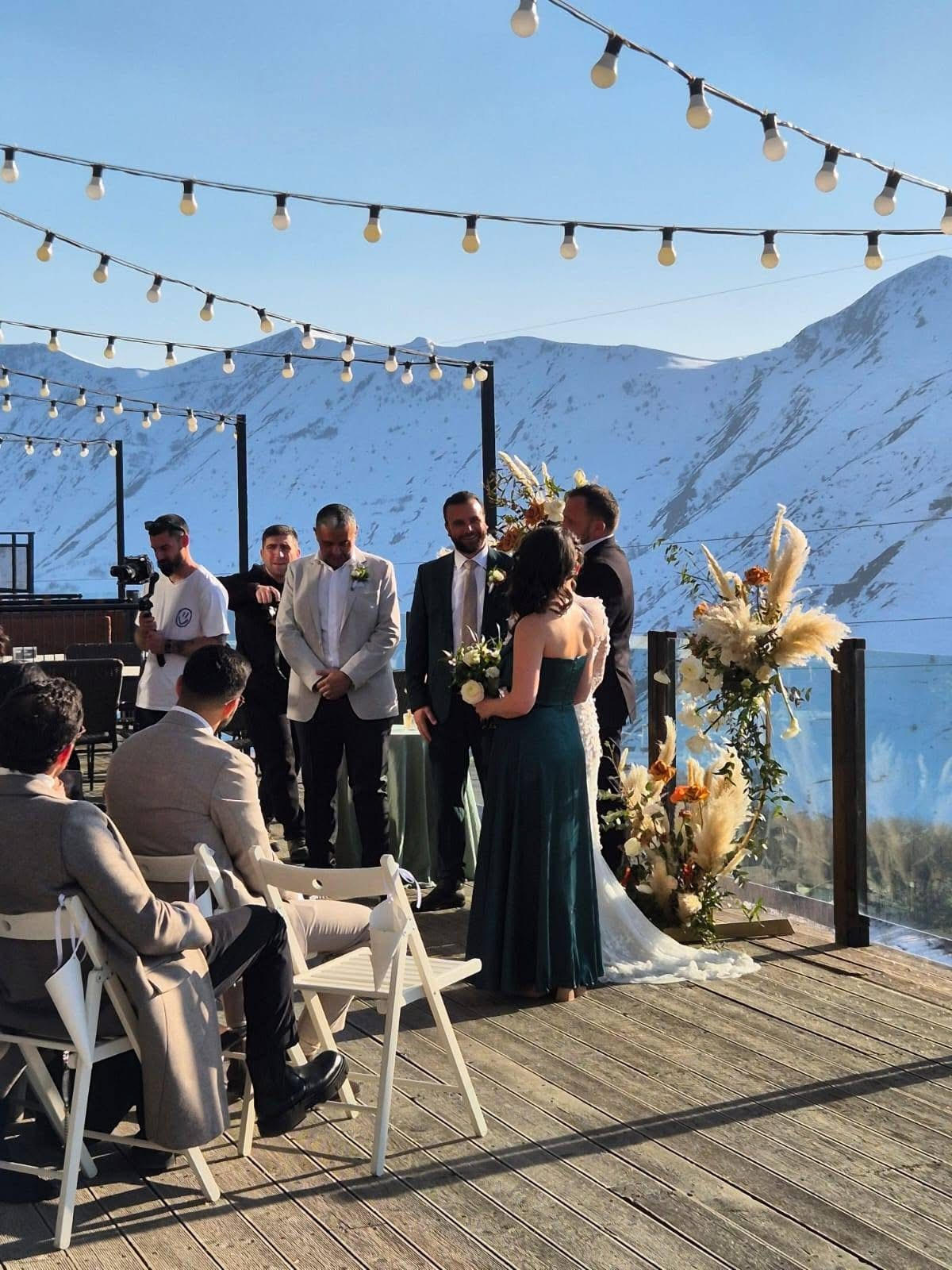 Roshe Gudauri. Главная