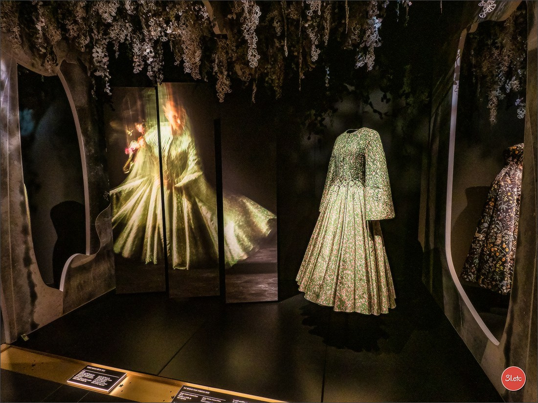 Musée Dior à Paris. Photographe à Strasbourg | Portraits, Studio, Enfants, Événements