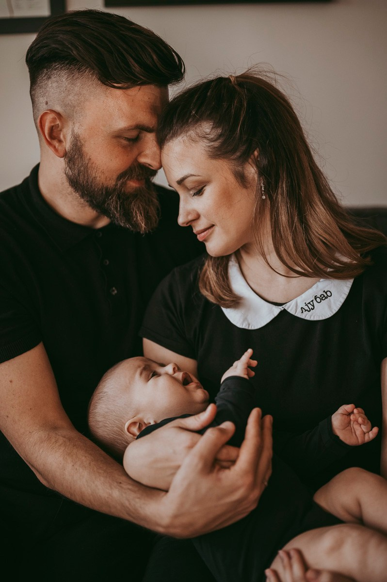 Dobro dosao, Jakove / porodicno fotografisanje kod kuce. Deciji i porodicni fotograf u Beogradu Oksana Skendzic