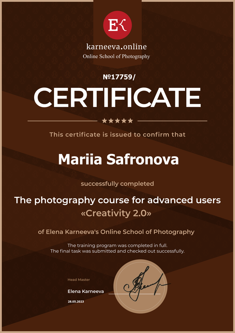 Contact Photographer in Abu Dhabi Dubai UAE — Book a Photoshoot. Mariia Safronova is your photographer in Abu Dhabi and Dubai