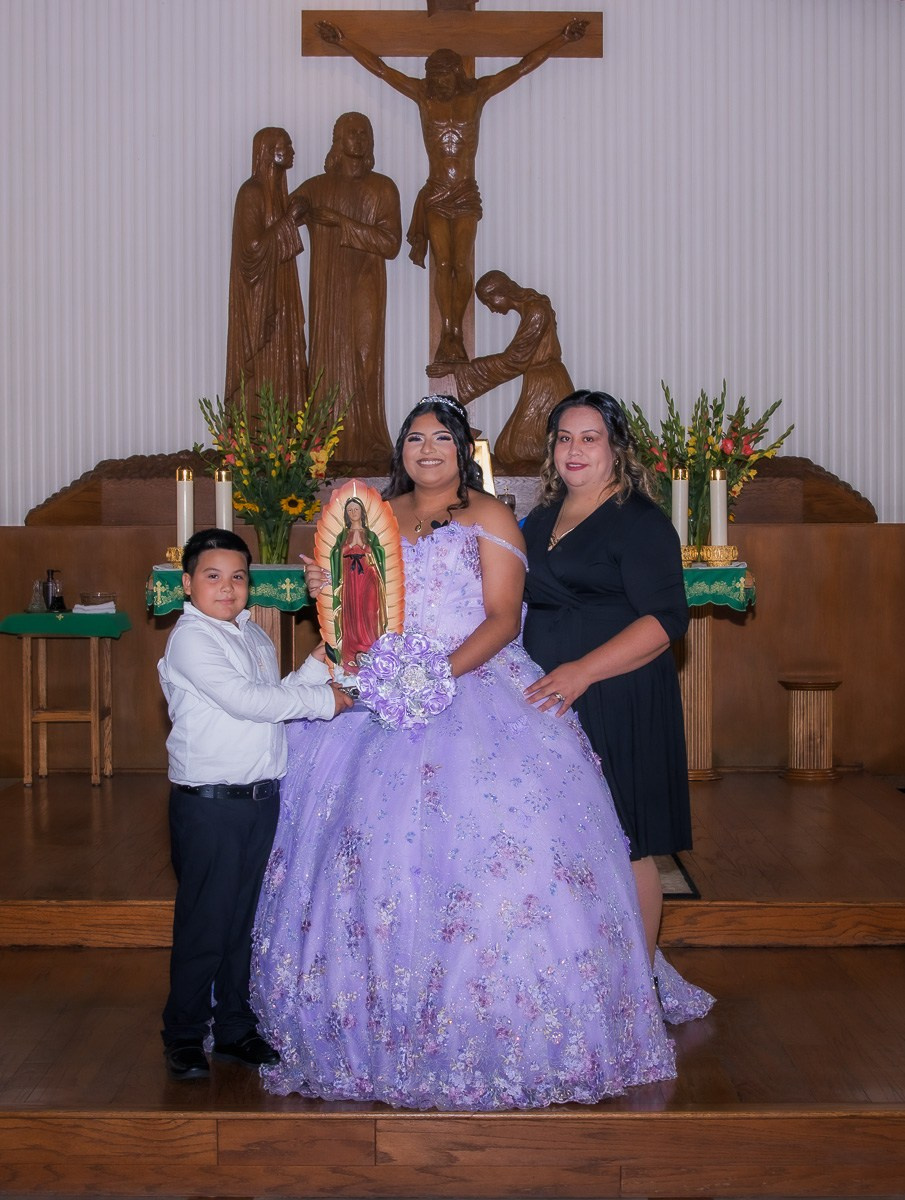 Monsely Bueno. Moriah Productions