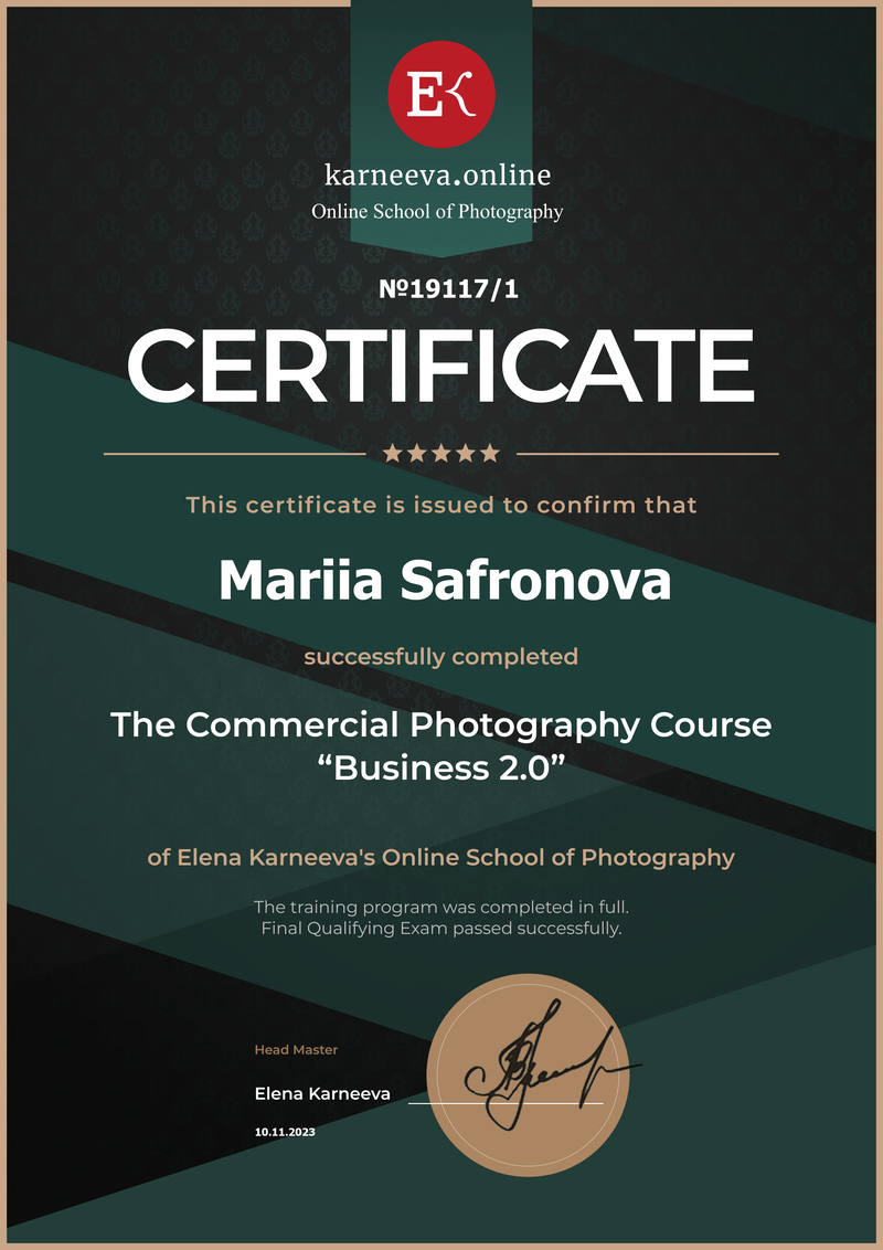 Contact Photographer in Abu Dhabi Dubai UAE — Book a Photoshoot. Mariia Safronova is your photographer in Abu Dhabi and Dubai