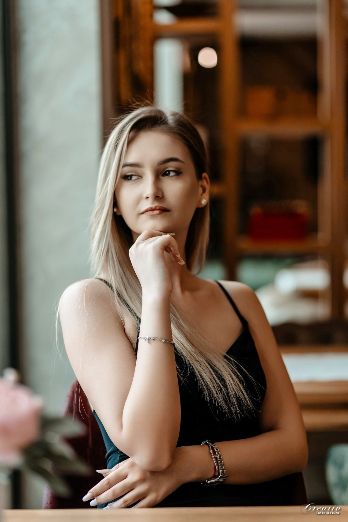 Oferta albume absolvenți 2026. Fotograf nuntă Bistrița | fotograf botez | Creativ Foto Video | Vasile Mizgan