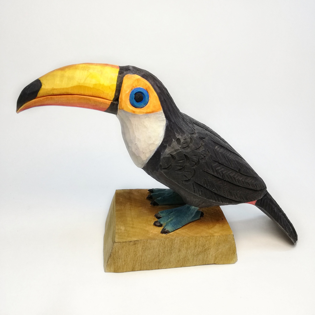 Скульптуры с окрашиванием. Резьба по дереву. Уникальные декоративные скульптуры для интерьера