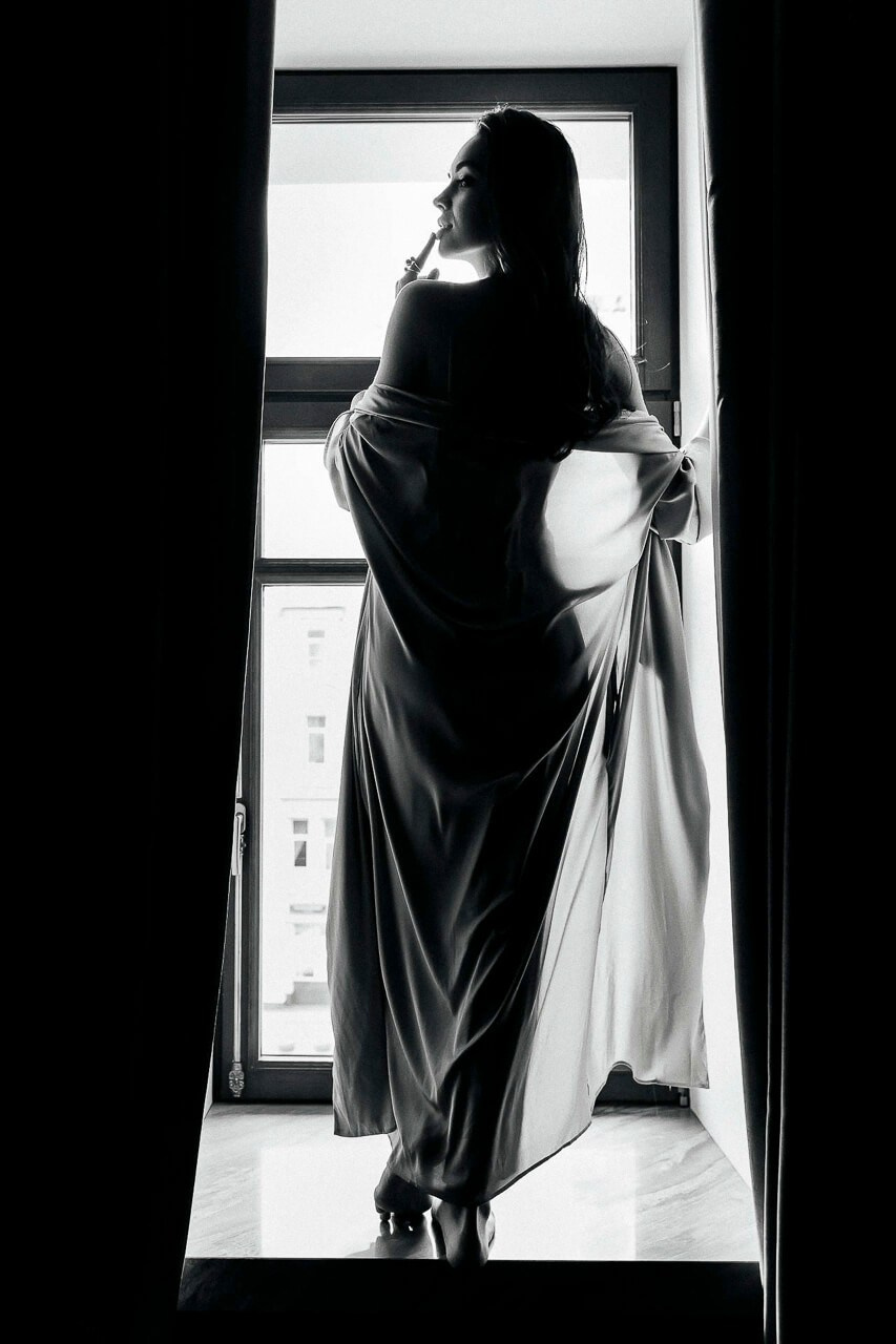 St. Catharines wedding photographer capturing elegant couple portraits.