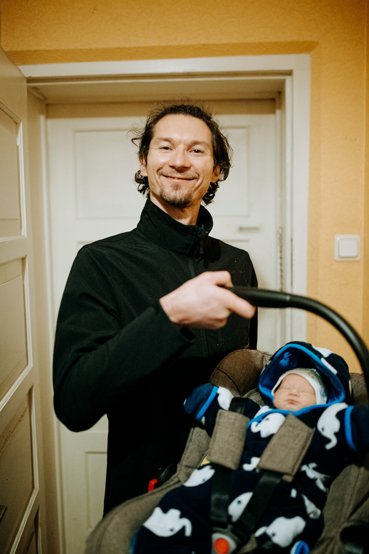 Mana bērna pirmais mēnesis