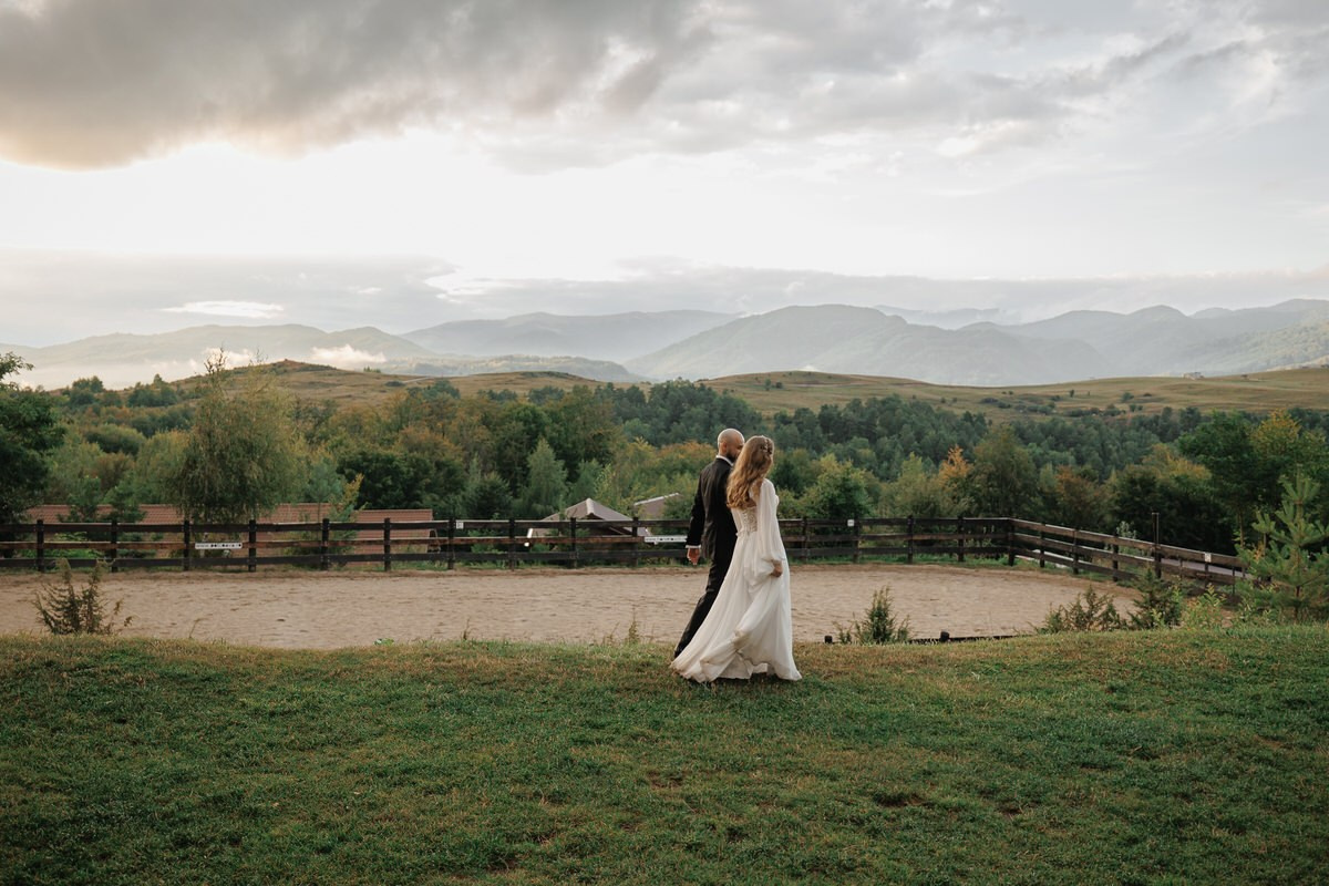 Paula + Robert. Wedding Photographer in Bucharest — Manu Ivanciu