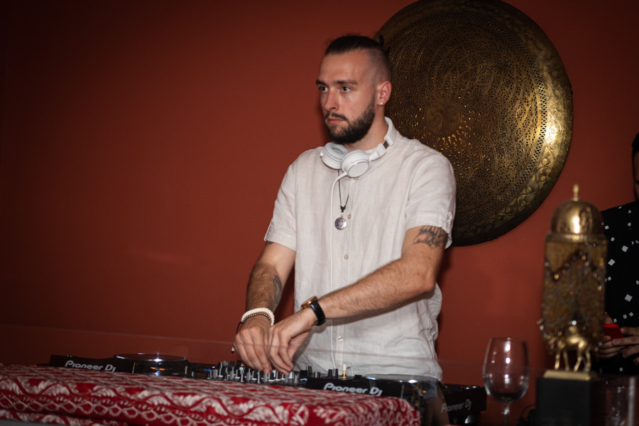 Kesh. Photographer in Cyprus Lena Kirilishina