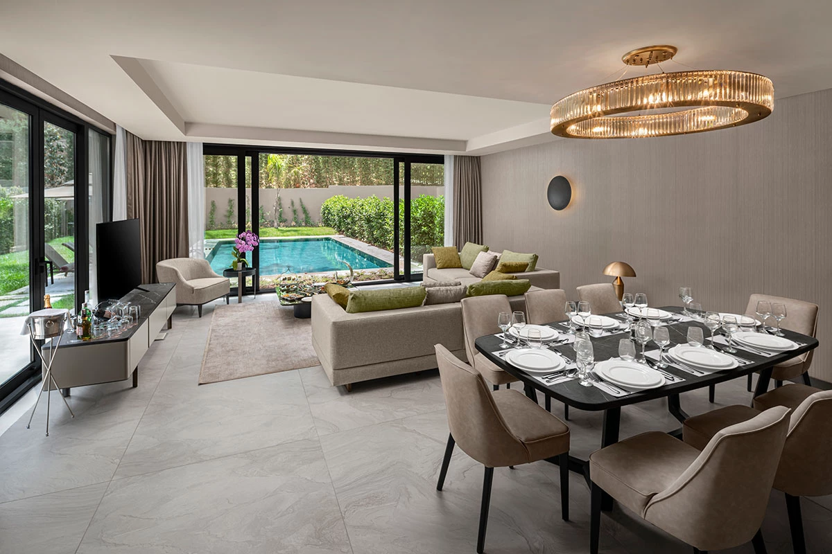 NG PHASELIS BAY. Lero Photographer and a set designer|individual custom portrait and advertising photography in Zutphen