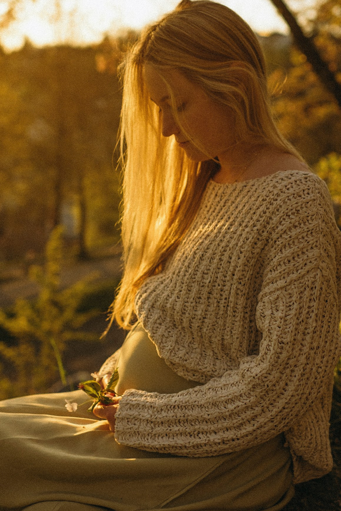 Valya und Vanya. Polina Sobol — family & documentary photographer in Bern. Outdoor & urban photo sessions for families, kids and couples