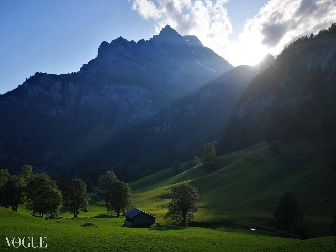 VOGUE. Nina Janeckova Fotografin und Videografin am Bodensee