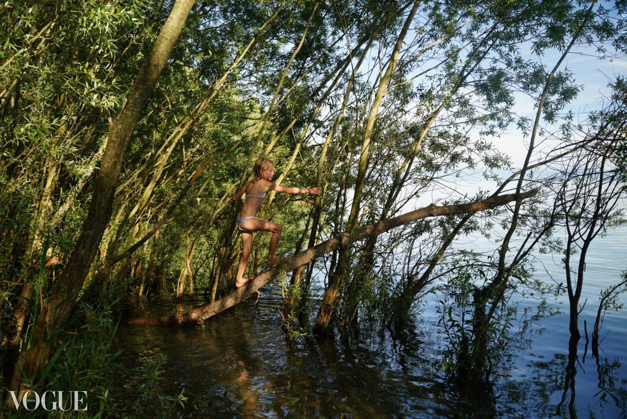 VOGUE. Nina Janeckova Fotografin und Videografin am Bodensee