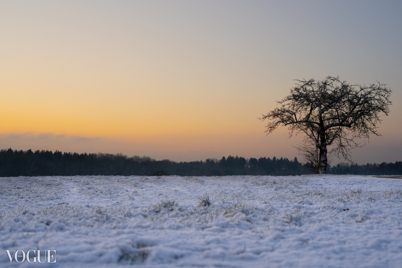 VOGUE. Nina Janeckova Fotografin und Videografin am Bodensee