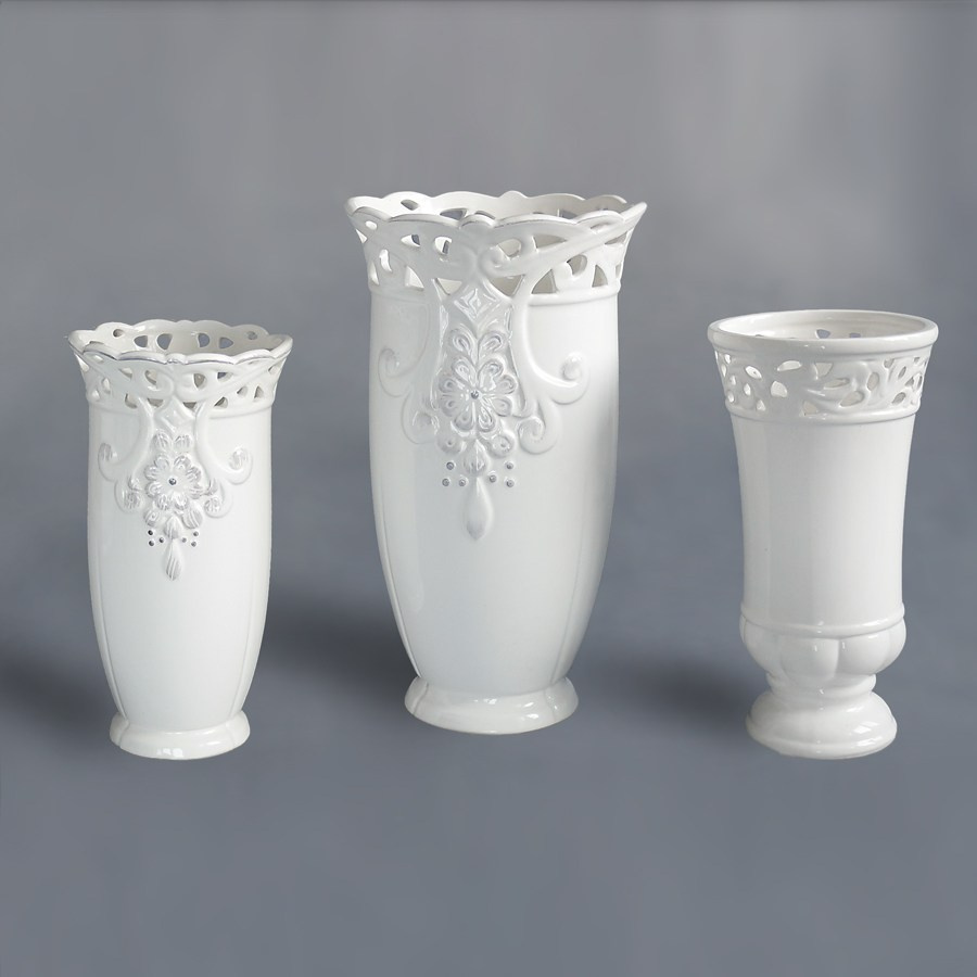 Keramiskas vāzes pienbaltas ziediem miks 