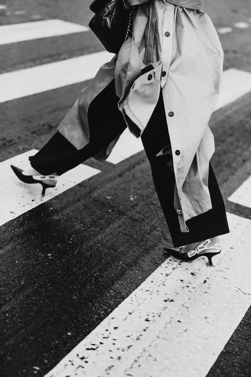 Black and white. Anastasia Fedoseeva / The Street Pie — streetstyle photographer