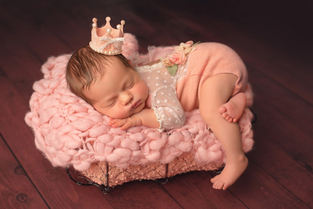 Sesja noworodkowa dla dziewczynki w Trójmieście - Natalia Lucko
