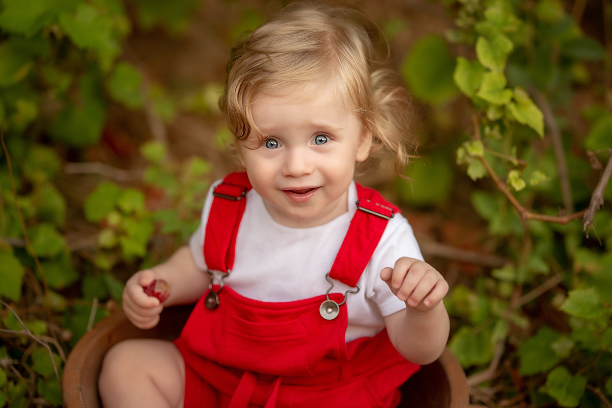 גיל שנה בטבע לדוידי. נטליה רוזמן צלמת הריון ניובורן ילדים ובוק בת מצווה