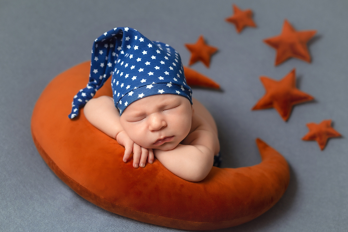 צילומי ניובורן ליהונתן המתוק. נטליה רוזמן צלמת הריון ניובורן ילדים ובוק בת מצווה