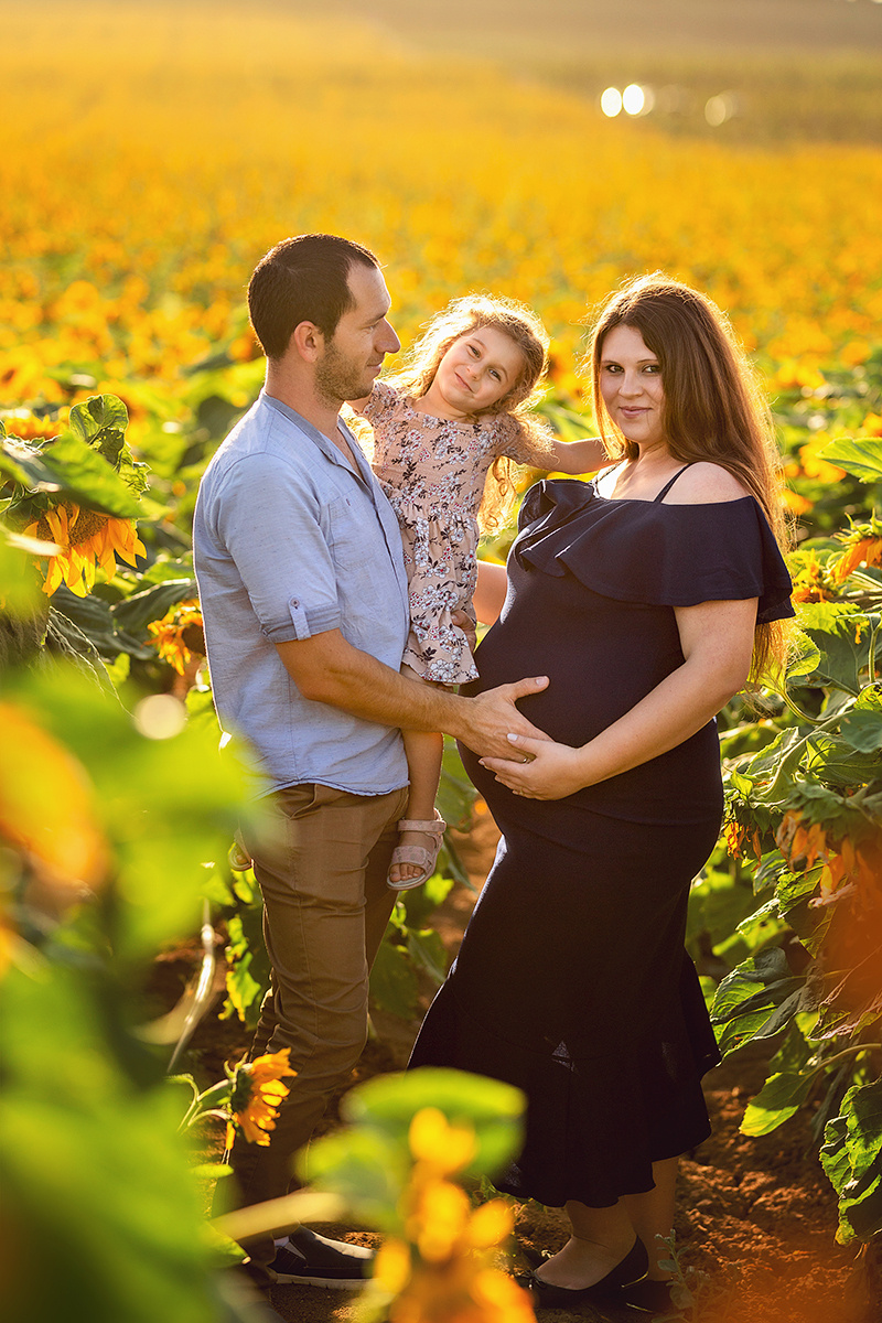 צילומי הריון ומשפחה לאלמירה ניר וג'סמין. נטליה רוזמן צלמת הריון ניובורן ילדים ובוק בת מצווה