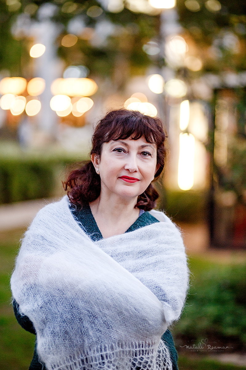 צילומי תדמית לילנה הציירת. נטליה רוזמן צלמת הריון ניובורן ילדים ובוק בת מצווה