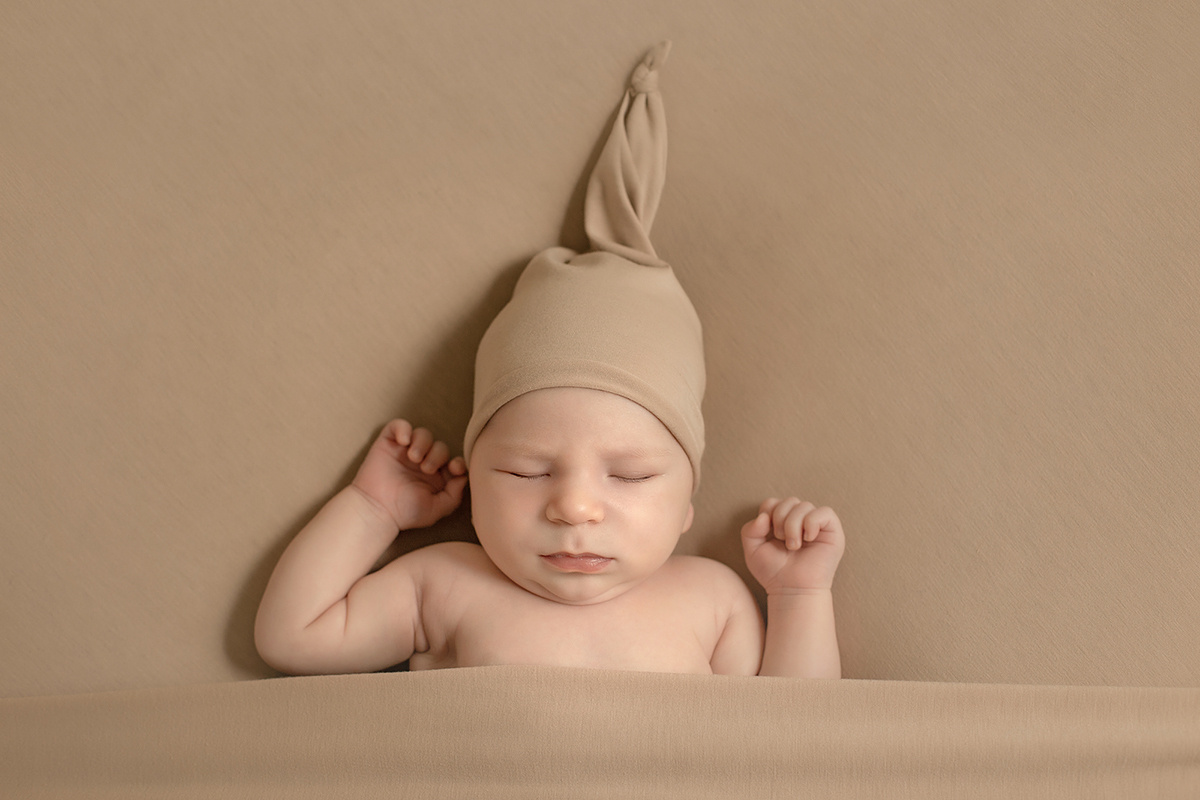 צילומי ניובורן ליהונתן המתוק. נטליה רוזמן צלמת הריון ניובורן ילדים ובוק בת מצווה