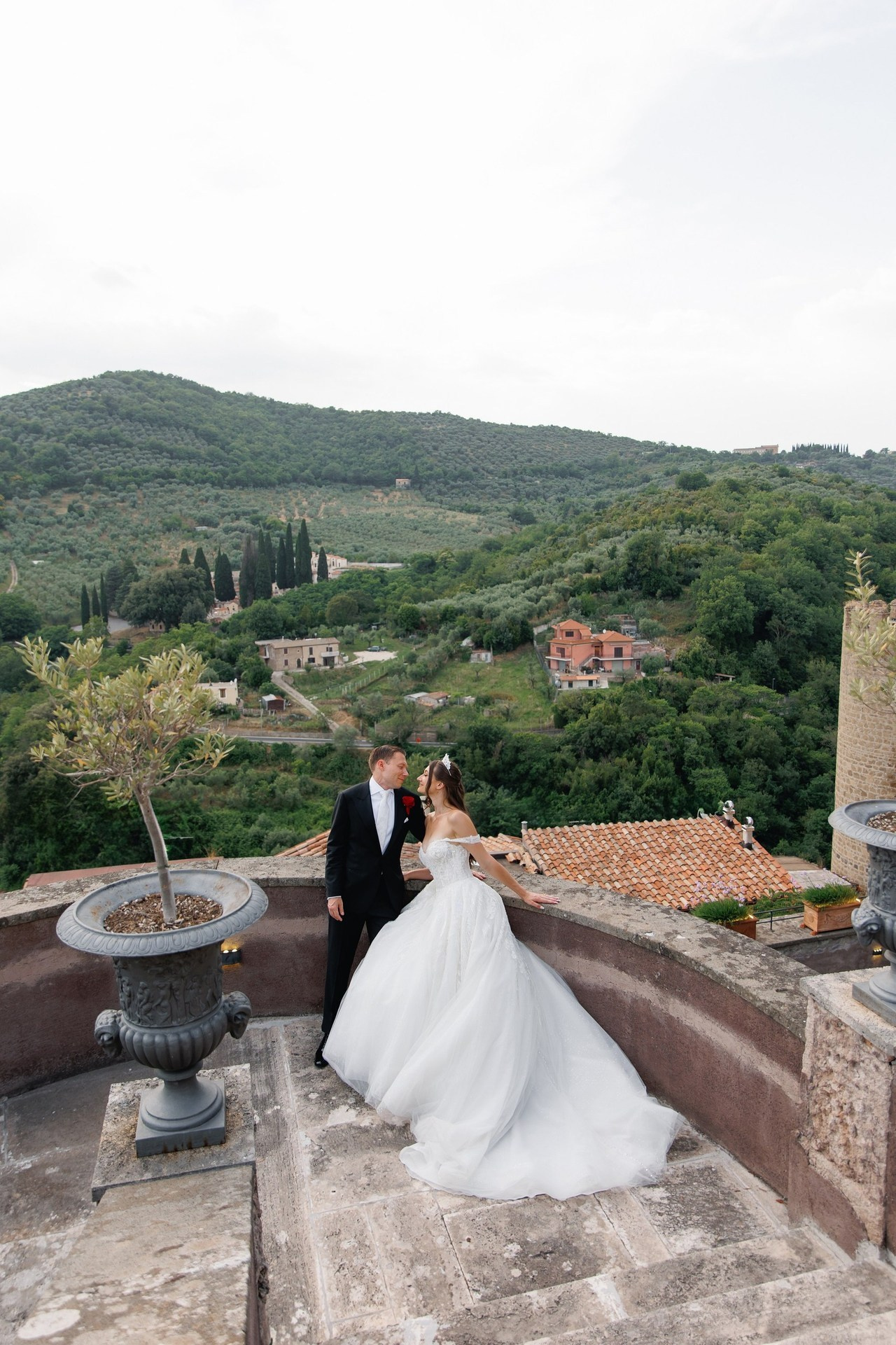 Wedding photographer Italy Rome, Tuscany, Lake Como, Sicily, Puglia. Wedding Photographer Rome Tuscany Como Sicily Puglia Amalfy Italy- Oksana Savenchuk
