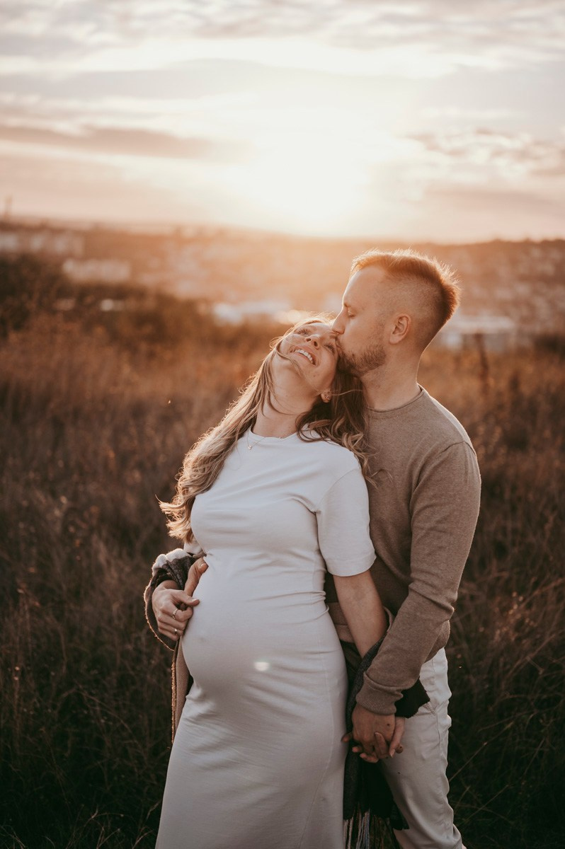 Milena / trudnicko fotografisanje sa porodicom. Deciji i porodicni fotograf u Beogradu Oksana Skendzic