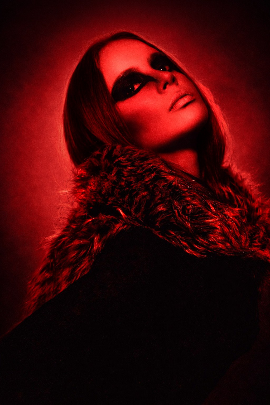 Fotografía Monocromática Editorial. Lucyfera Studio