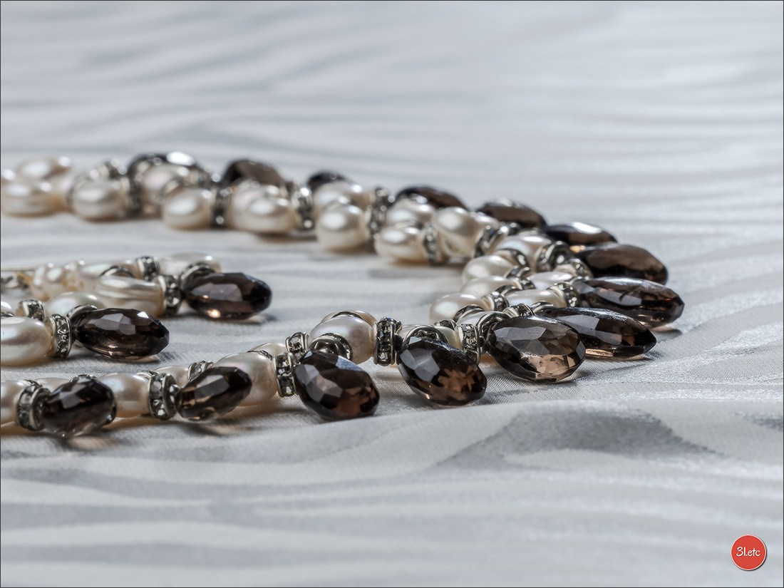 Photographie de bijoux pour un catalogue. Photographe à Strasbourg | Portraits, Studio, Enfants, Événements