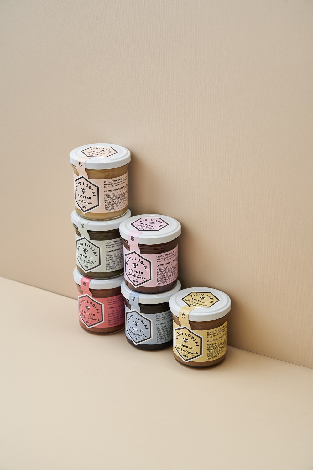 BICIU LOBIAI. Boutique 3D product pack-shot Studio