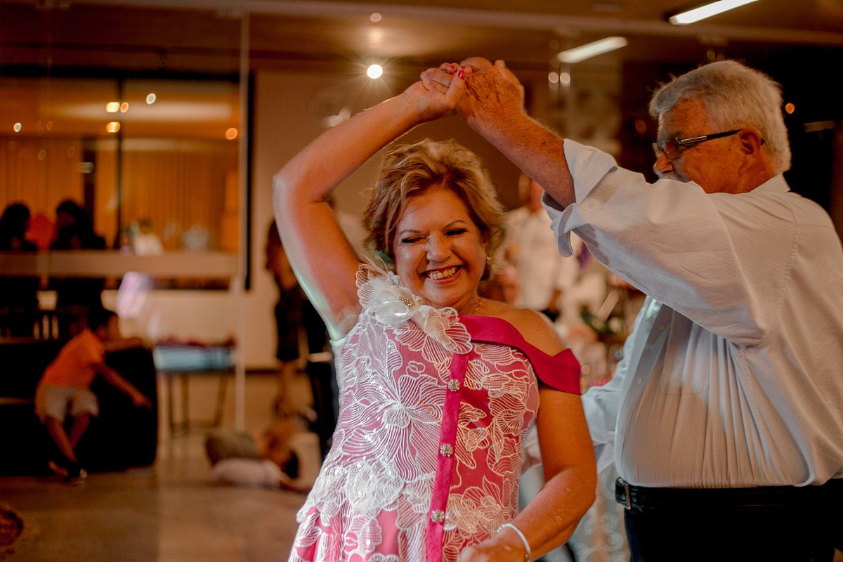 Waldeana - 70 anos. Fotógrafa de Eventos em São Paulo e Sorocaba Kika Damasceno